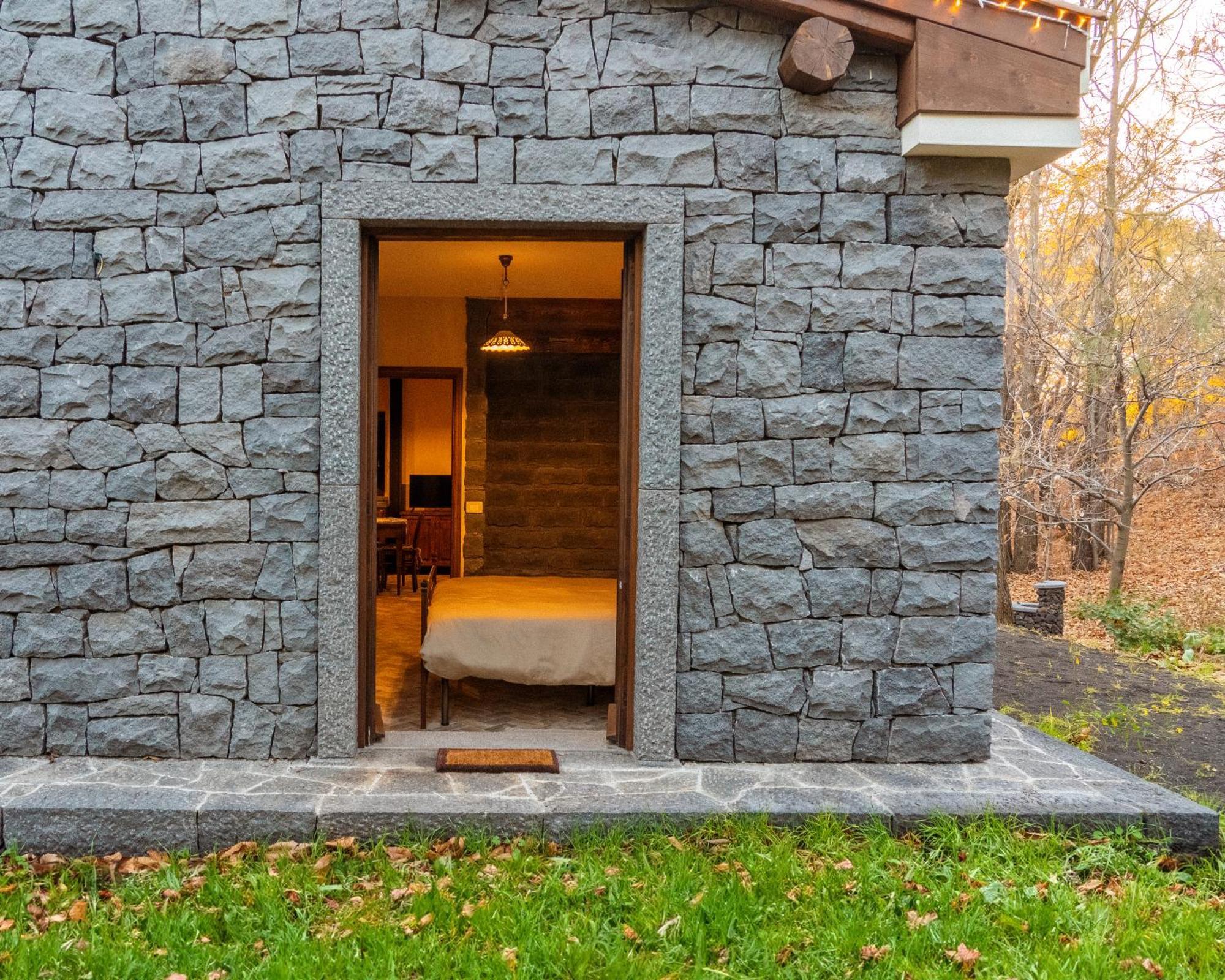 Matilde'S Chalet Etna Nature House Nicolosi Exterior foto
